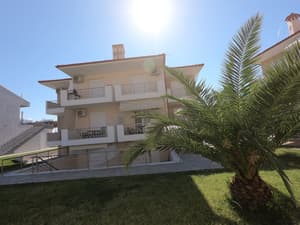 thumbnail: Property entrance