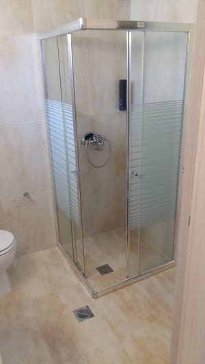 thumbnail: In-room dining