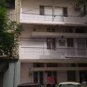 thumbnail: Front of property