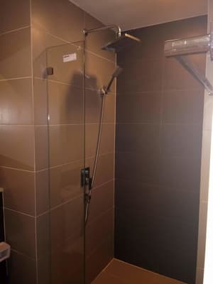 thumbnail: Bathroom shower
