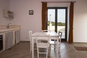thumbnail: In-room dining