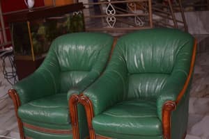 thumbnail: Lobby sitting area