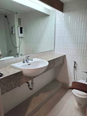 thumbnail: Bathroom
