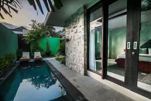 thumbnail: Private pool