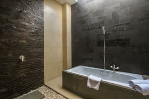 thumbnail: Bathroom shower