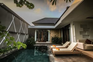 thumbnail: Private pool