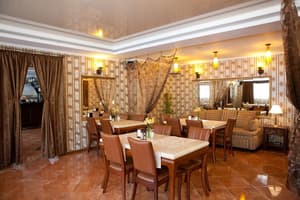 thumbnail: Restaurant