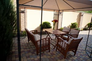 thumbnail: Terrace/patio