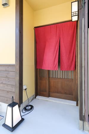 thumbnail: Property entrance