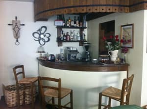 thumbnail: Bar (on property)
