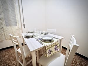 thumbnail: In-room dining