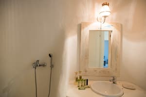 thumbnail: Interior detail