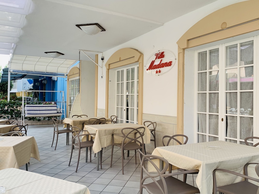 Restaurant-cafeteria