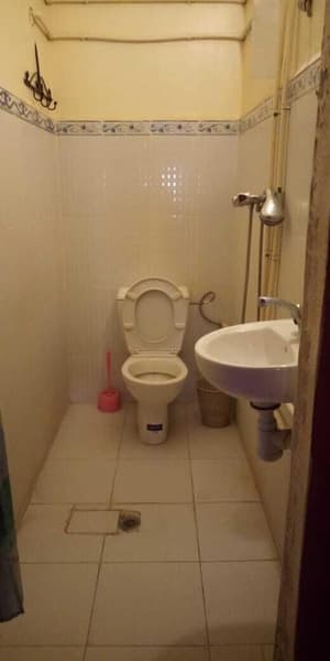 thumbnail: Bathroom