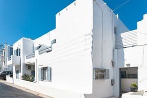 thumbnail: Front of property