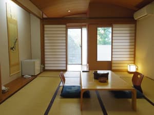 thumbnail: General view