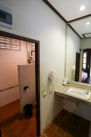 thumbnail: Bathroom