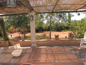thumbnail: Outdoor dining