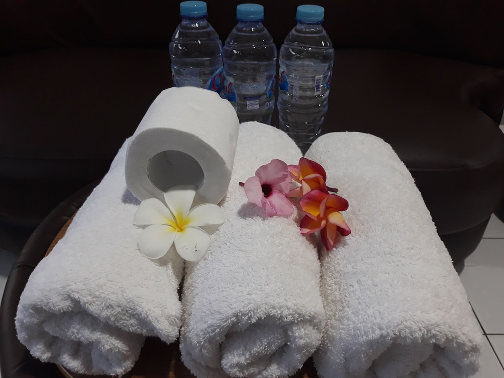 Bathroom amenities