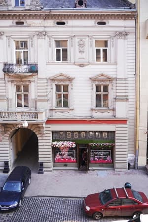 thumbnail: Exterior