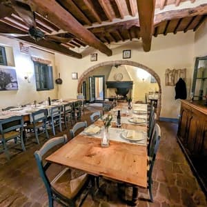 thumbnail: Family dining