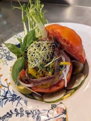 thumbnail: Restaurant