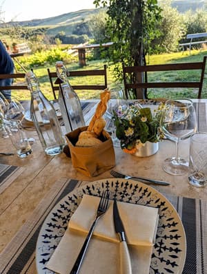 thumbnail: Outdoor dining