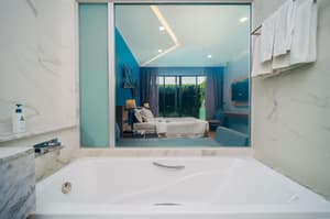 thumbnail: Bathroom