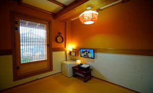 thumbnail: Living area