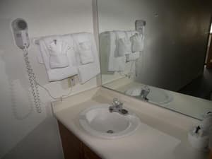 thumbnail: Bathroom sink