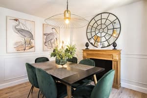 thumbnail: In-room dining