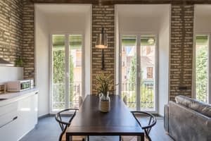 thumbnail: In-room dining