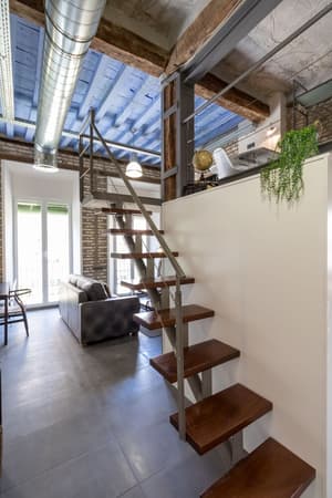 thumbnail: Staircase