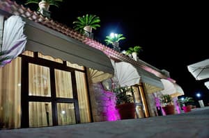 thumbnail: Exterior