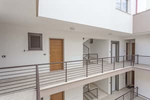 thumbnail: Exterior