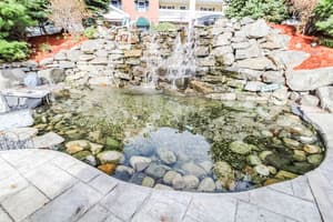 thumbnail: Fountain