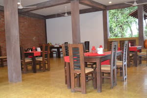 thumbnail: Breakfast area