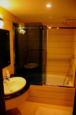 thumbnail: Bathroom