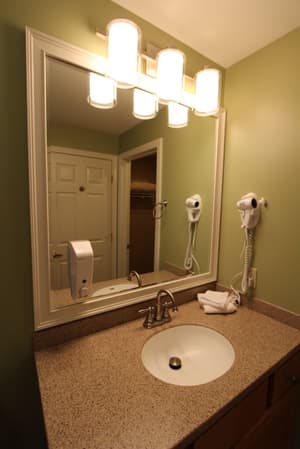 thumbnail: Bathroom sink
