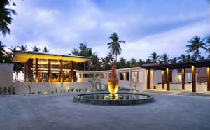 thumbnail: Front of property