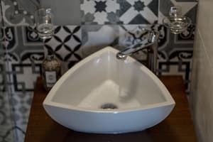 thumbnail: Bathroom sink