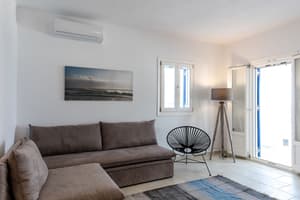 thumbnail: Living room