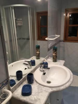 thumbnail: Bathroom sink