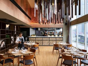 thumbnail: Restaurant