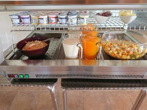 thumbnail: Breakfast area