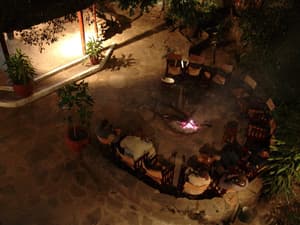 thumbnail: Outdoor dining