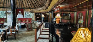 thumbnail: Bar (on property)