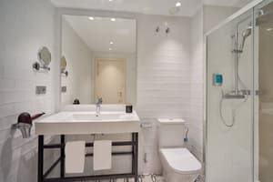 thumbnail: Bathroom