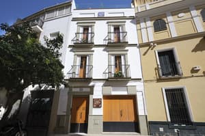 thumbnail: Front of property