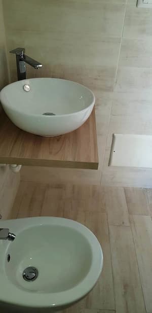 thumbnail: Bathroom sink